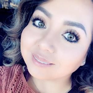 Meet your Posher, Juana